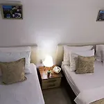 Bella Villa *